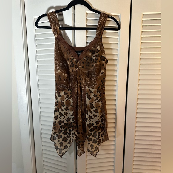 New York City Design Co. Tops - Elegant Brown Leopard Print Camisole